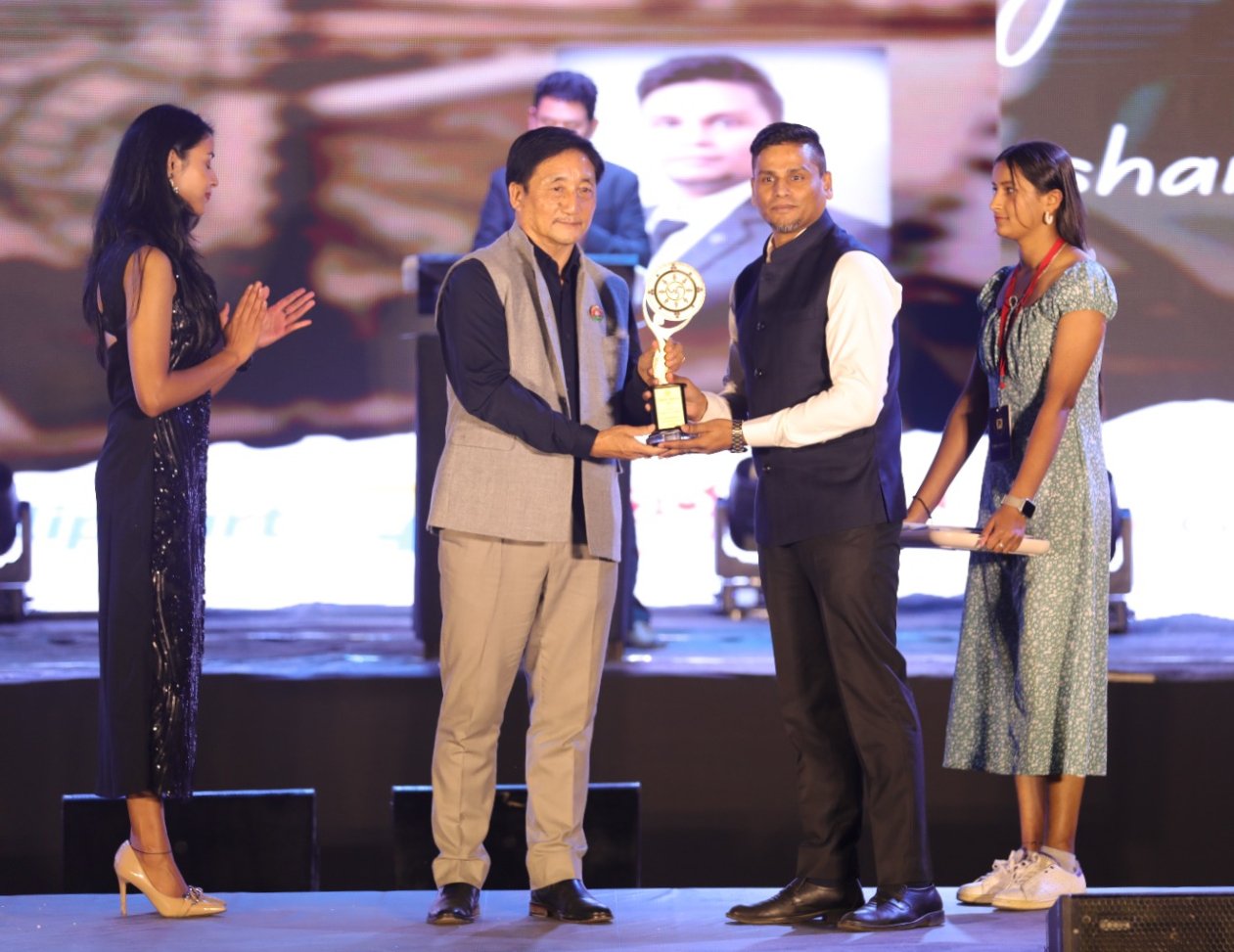 Roshan Prasad receiving international philately award